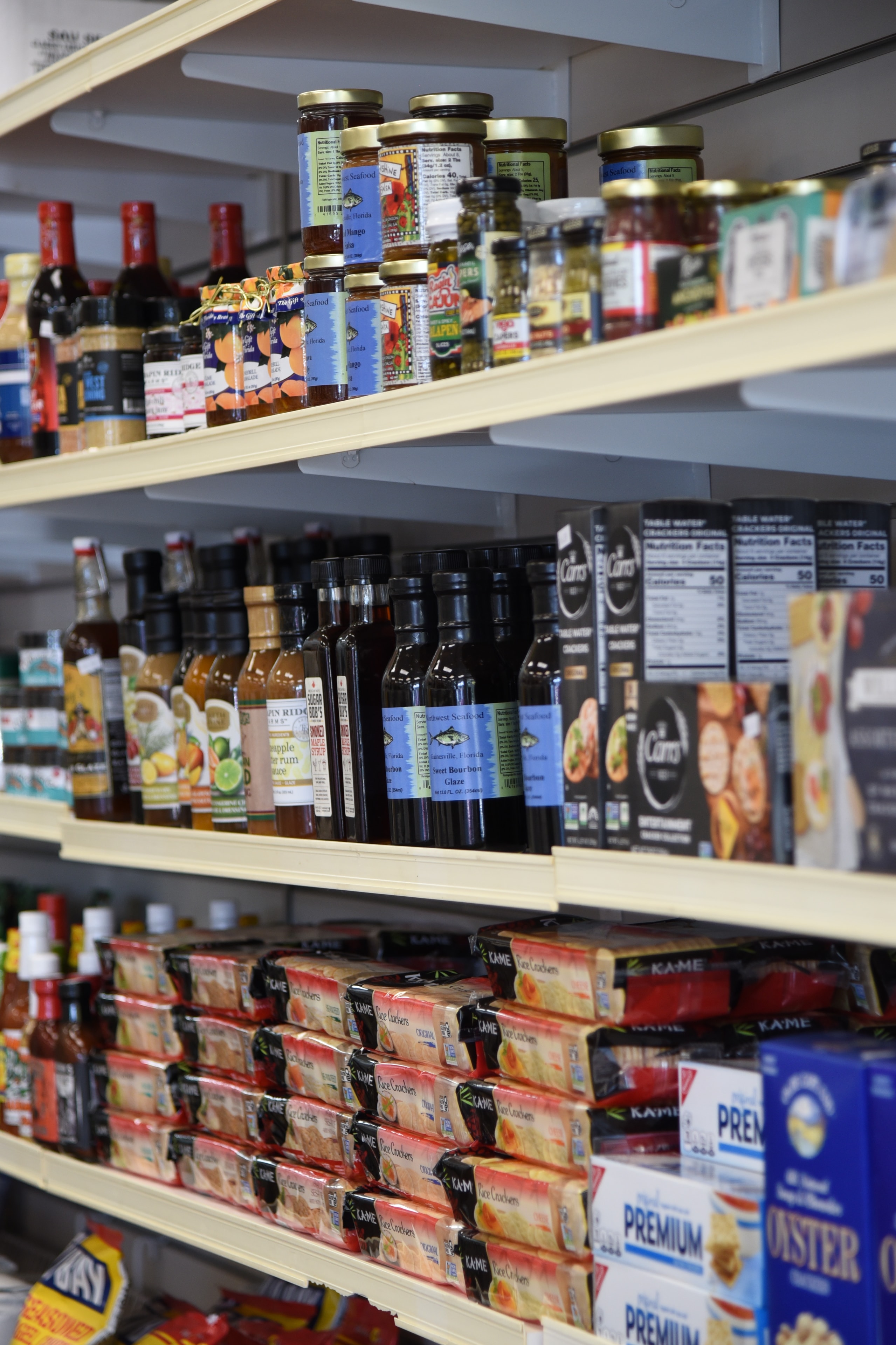 Sauces and condiments shelf